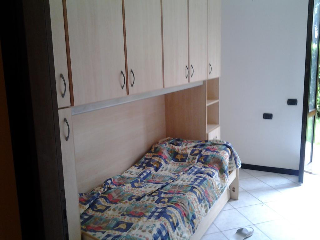 Villetta Rossini Appartamento Da Condividere Con Me Luciano Servizio Ospiti Taxi Driver Navetta No Wifi 2 Camera Da Letto Per 5 Persone Valbrembo 外观 照片